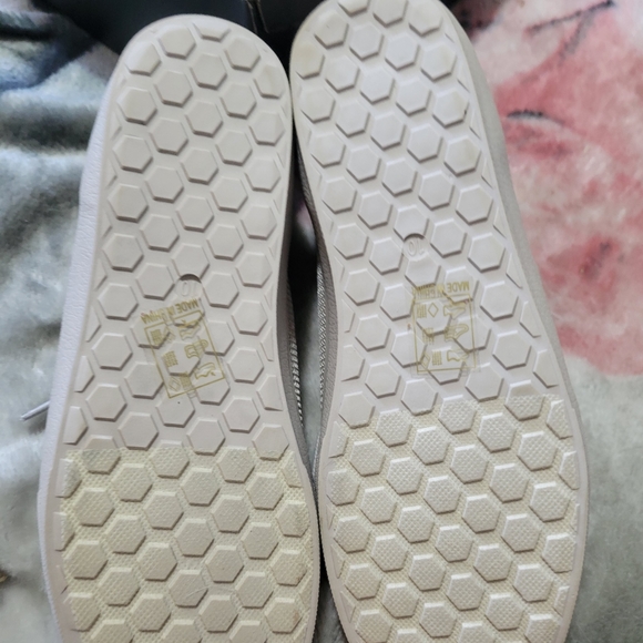 ❤️ SHU SHOP Mid top sneaker - Picture 4 of 5